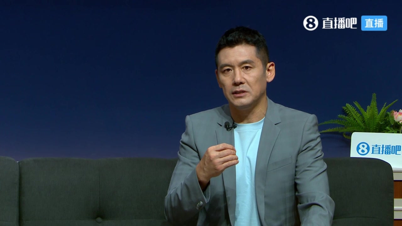 😣杨晨：我们在态度、拼劲方面都不如韩国队，都谈不上技战术