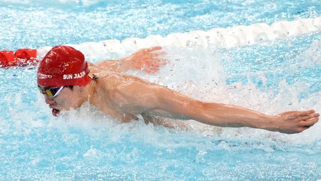 1722842170316054621.jpg 巴黎奥运会丨游泳——中国队获男子4x100米混合泳接力金牌+XxjpseC007820_20240805_MVPFN0A001.jpg