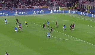 星空电竞官网-【欧冠】迪亚斯长途奔袭献助攻，AC米兰1比0那不勒斯