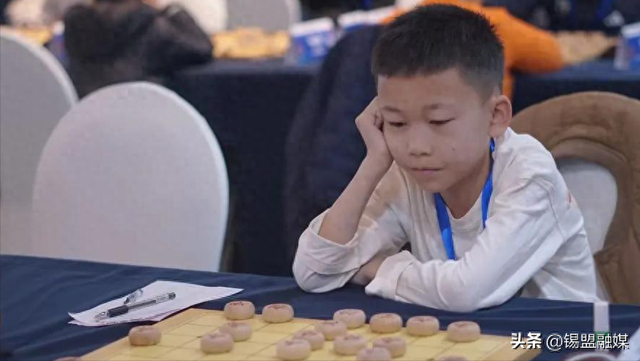 星空电竞-锡盟10岁少年在全国比赛中获第九名！|象棋|王淳|杭州|全国象棋|中国象棋协会_新浪体育_新浪新闻